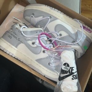 OFF WHITE DUNKS LOW